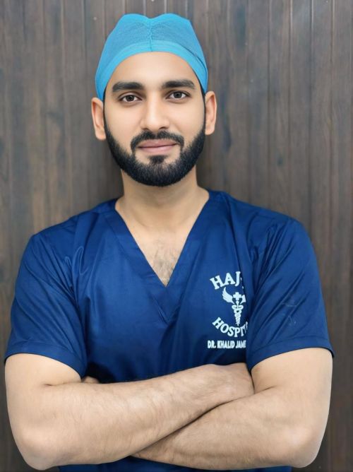 Portrait of Dr. Khalid Jameel, Orthopedic Surgeon Consultant at Hajra Hospital